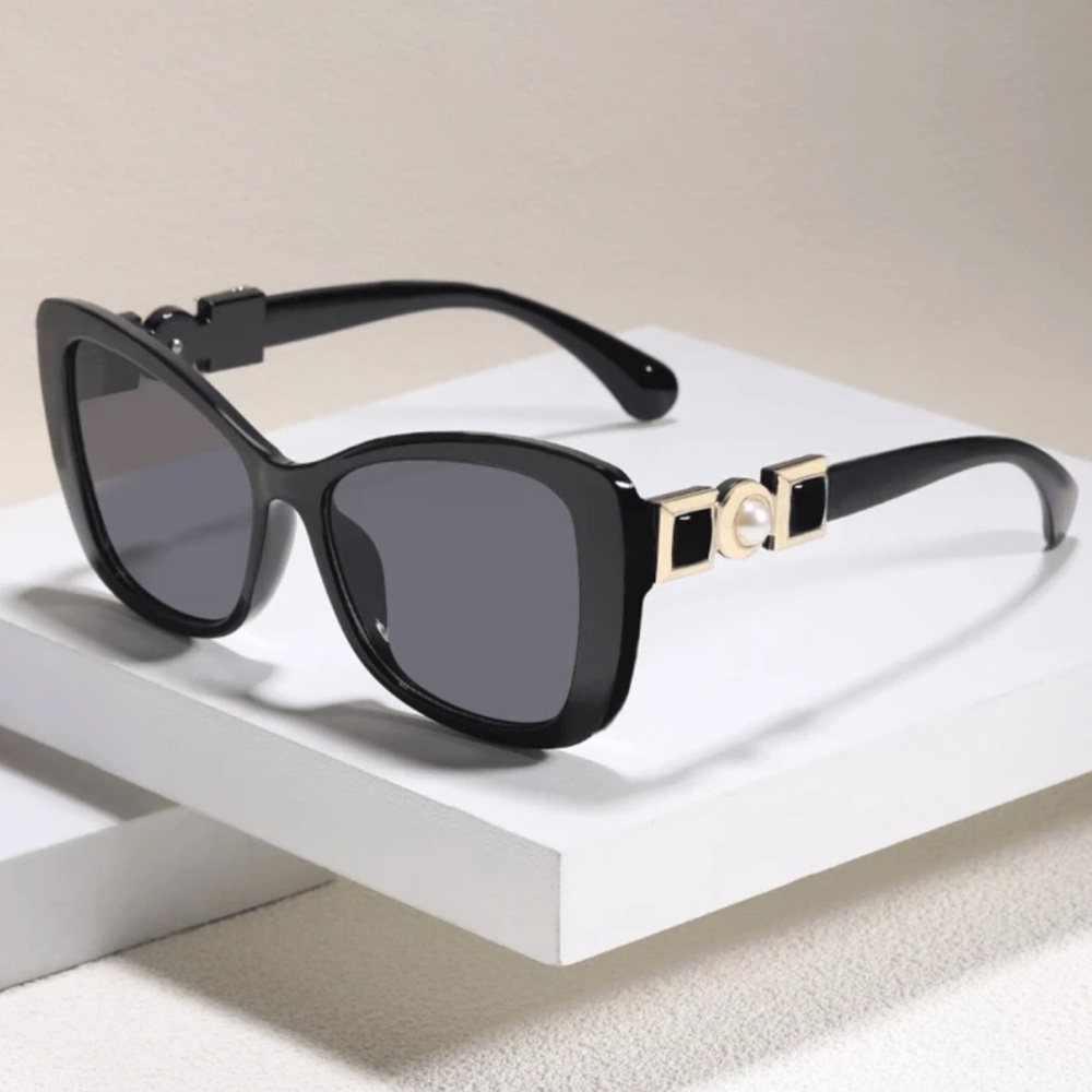 RESTOCKED Pearl Decor Cat Eye Fabulous Sunglasses